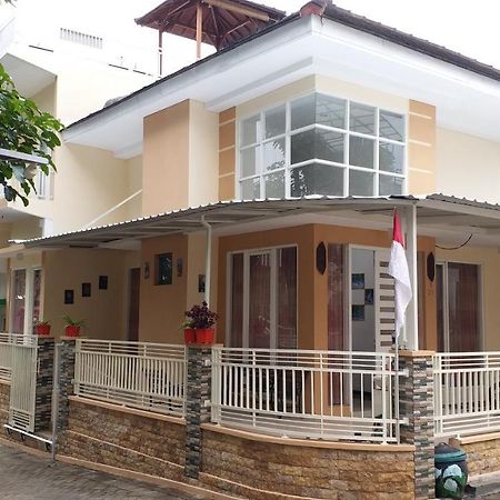 Villa Two One Exotic Private Pool Di Batu Batu  Buitenkant foto